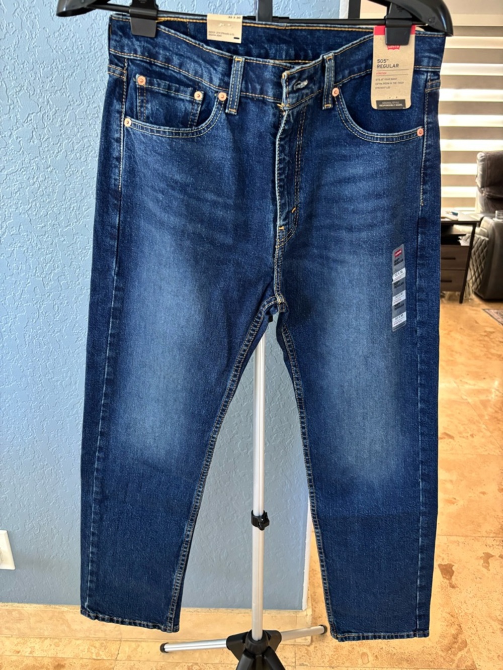 Levi’s 505 Regular Fit Jeans Men’s 32x30 New With Tags Dark Wash Denim